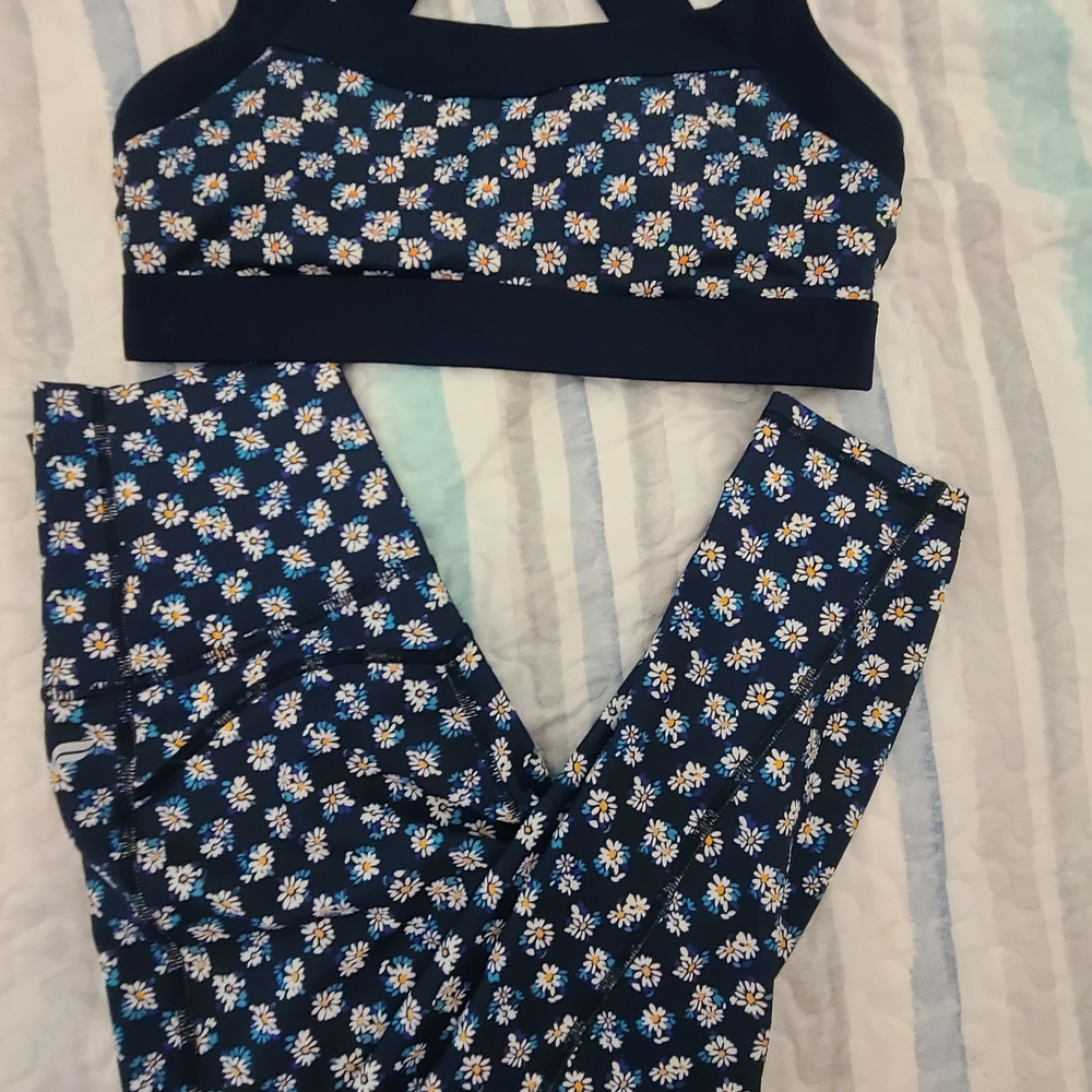 Fabletics Navy Floral Leggings